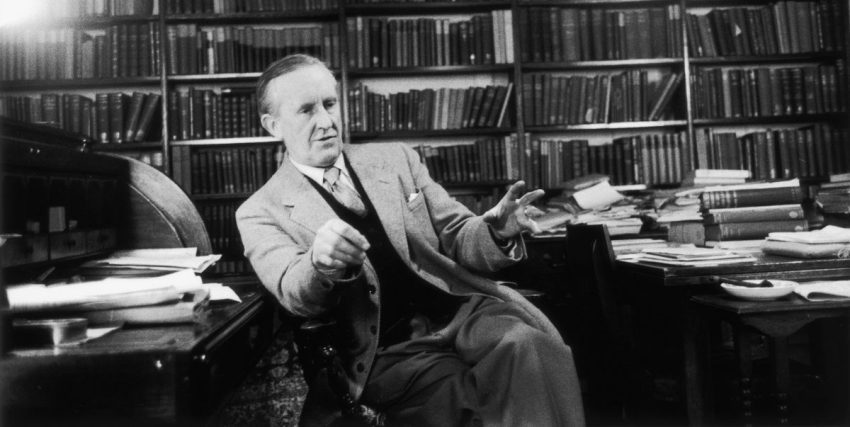 J.R.R Tolkien: el más grande escritor de fantasía