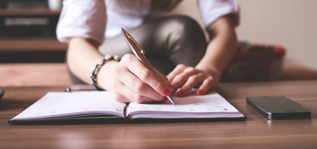 <a>¿Cómo poner bien las comas? ¡Aprendamos de una vez!</a>
